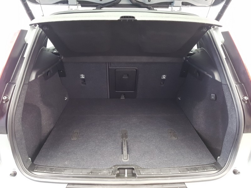 Used Volvo XC40 2023 for sale - 77777288: Photo 8