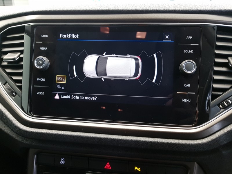 Used Volkswagen T-Roc 2018 for sale - 77682654: Photo 12