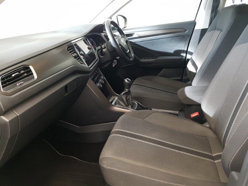 Used Volkswagen T-Roc 2018 for sale - 77682654: Photo 5