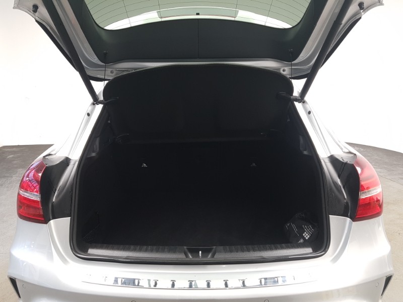 Used Mercedes-Benz GLA 2019 for sale - 77969371: Photo 8