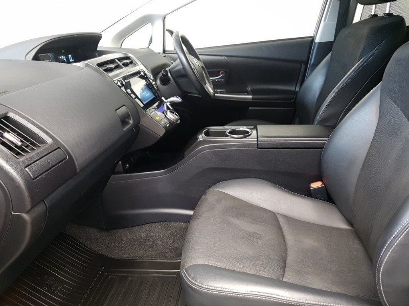 Used Toyota Prius+ 2019 for sale - 78114045: Photo 5