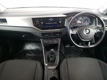 Used Volkswagen Polo 2018 for sale - 77750953: Photo