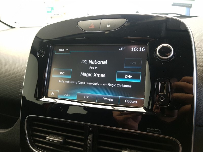 Used Renault Clio 2017 for sale - 77184061: Photo 14