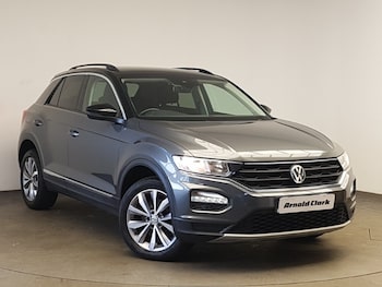 Used Volkswagen T-Roc 2018 for sale - 78391891: Photo