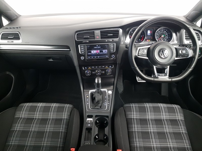 Used Volkswagen Golf 2016 for sale - 77366456: Photo 2