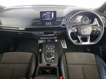 Used Audi Q5 2019 for sale - 76860423: Photo