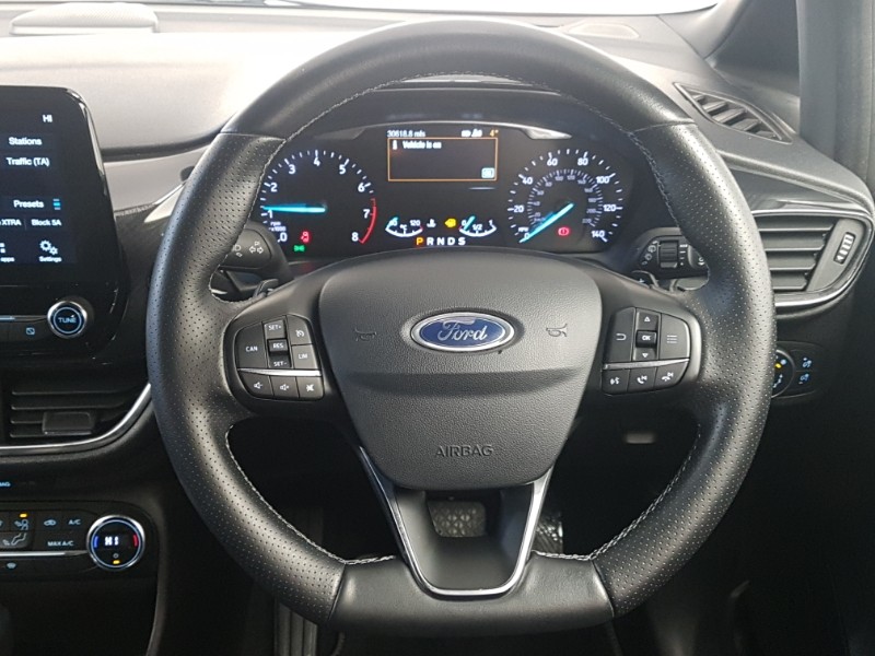 Used Ford Fiesta 2017 for sale - 76745792: Photo 10