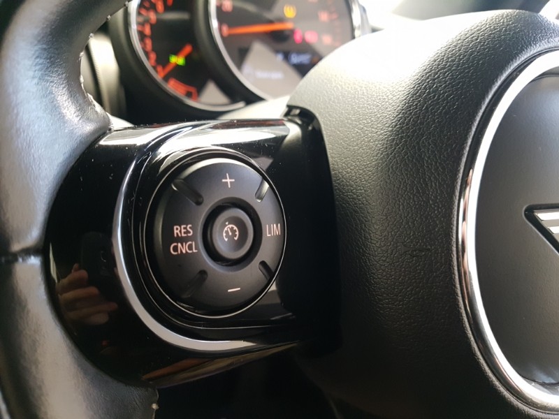 Used MINI Convertible 2019 for sale - 76543600: Photo 13