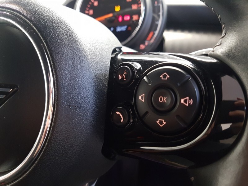 Used MINI Convertible 2019 for sale - 76543600: Photo 14