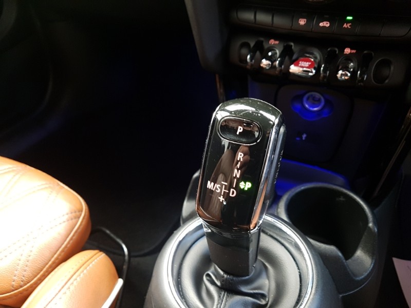 Used MINI Convertible 2019 for sale - 76543600: Photo 16