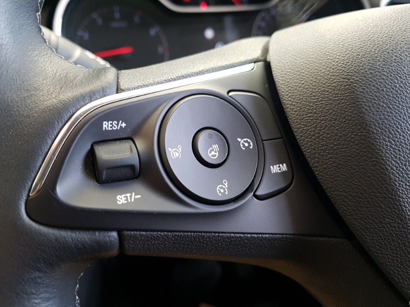 Used Vauxhall Crossland 2021 for sale - 77047083: Photo 13