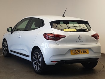 Used Renault Clio 2021 for sale - 75448200: Photo