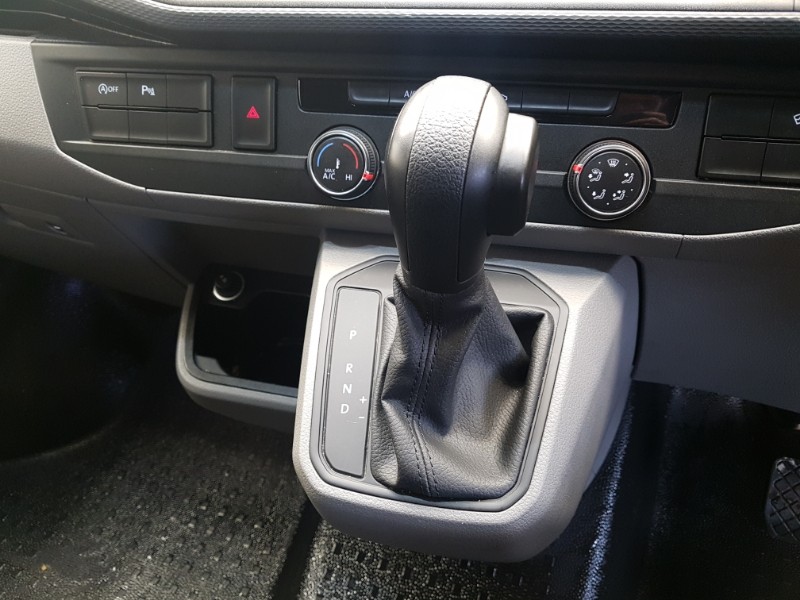 Used Volkswagen Transporter 2022 for sale - 76502451: Photo 16