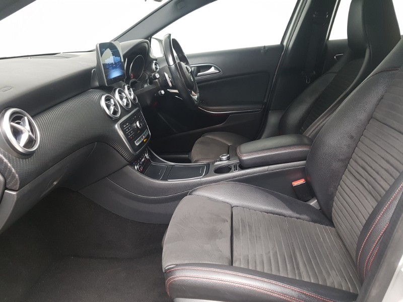 Used Mercedes-Benz A-Class 2018 for sale - 76932427: Photo 5