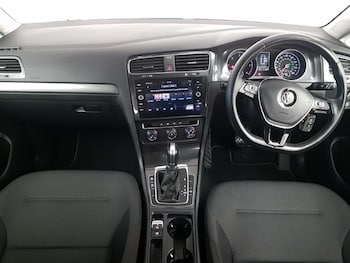 Used Volkswagen Golf 2018 for sale - 79477444: Photo
