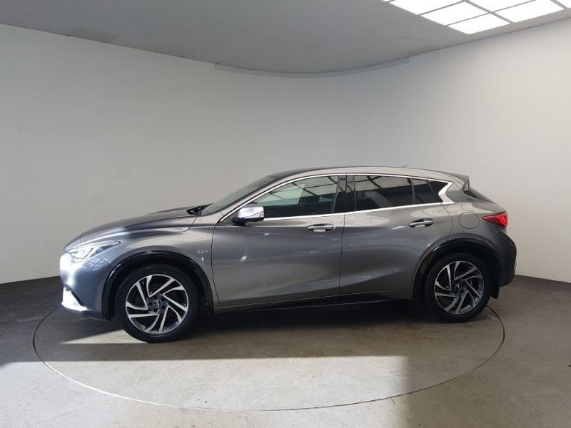 Used Infiniti Q30 2016 for sale - 76354378: Photo 4