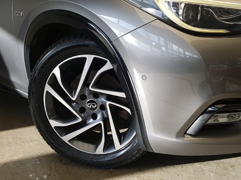 Used Infiniti Q30 2016 for sale - 76354378: Photo 9