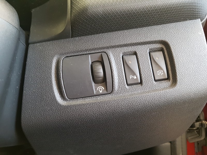 Used Renault Clio 2017 for sale - 76195672: Photo 17