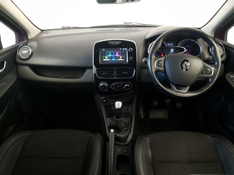 Used Renault Clio 2017 for sale - 76195672: Photo 2