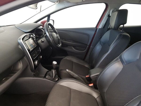 Used Renault Clio 2017 for sale - 76195672: Photo 5