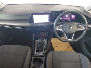 Used Volkswagen Golf 2023 for sale - 78567898: Photo