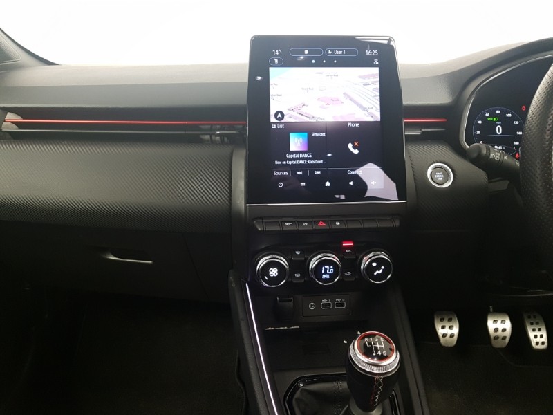 Used Renault Clio 2023 for sale - 77433793: Photo 11