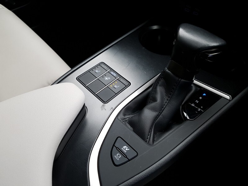 Used Lexus UX 2022 for sale - 77503600: Photo 16