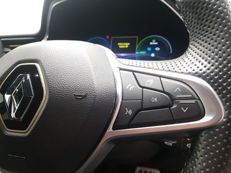 Used Renault Captur 2023 for sale - 76816449: Photo 16