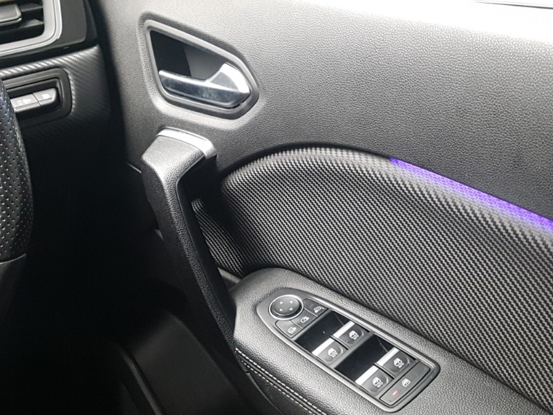 Used Renault Captur 2023 for sale - 76816449: Photo 19