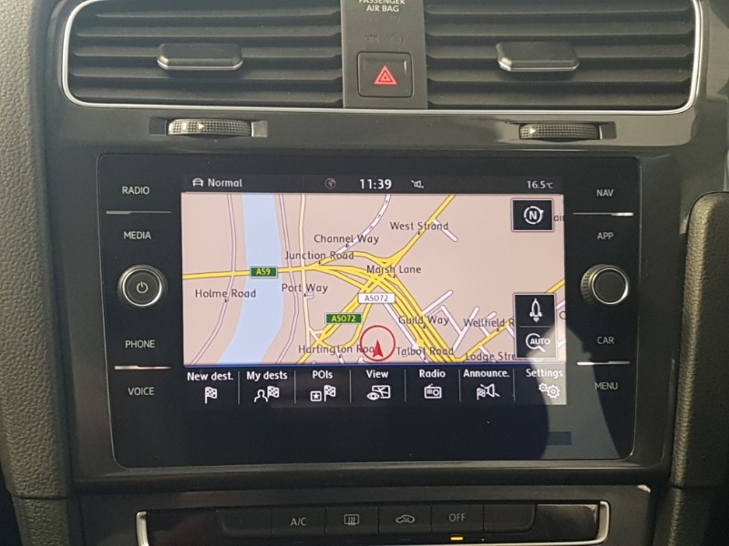 Used Volkswagen Golf 2019 for sale - 76411047: Photo 10