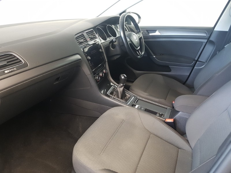 Used Volkswagen Golf 2019 for sale - 76411047: Photo 5