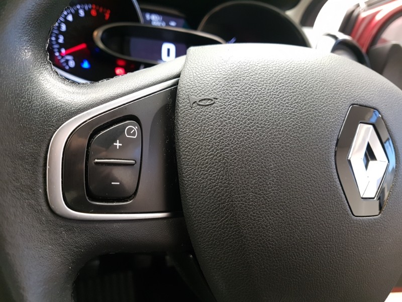 Used Renault Clio 2017 for sale - 77343345: Photo 14