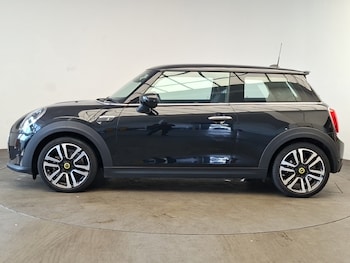 Used MINI Hatch 2023 for sale - 79493186: Photo