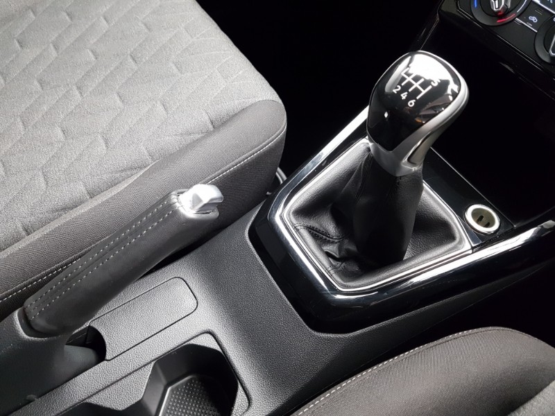 Used Volkswagen T-Cross 2024 for sale - 77150372: Photo 16