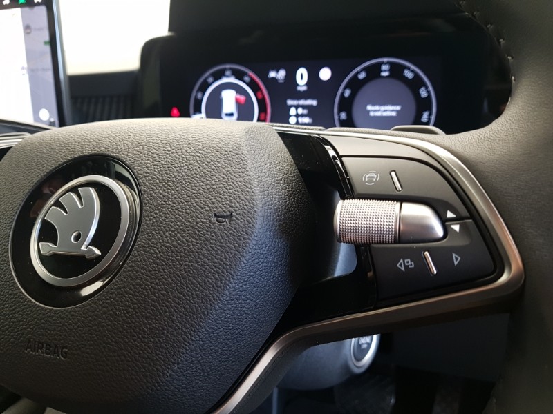 Used Skoda Superb 2024 for sale - 77750947: Photo 16