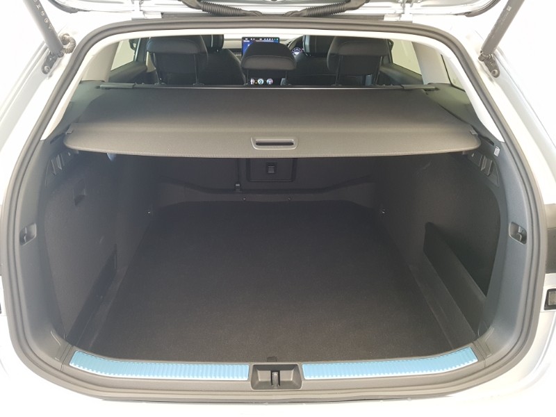 Used Skoda Superb 2024 for sale - 77750947: Photo 8