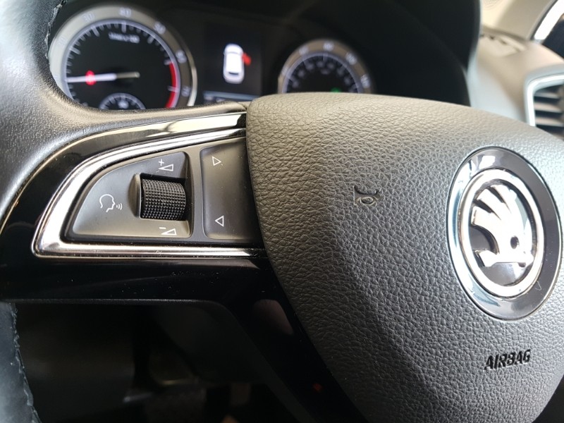 Used Skoda Karoq 2018 for sale - 77969376: Photo 15