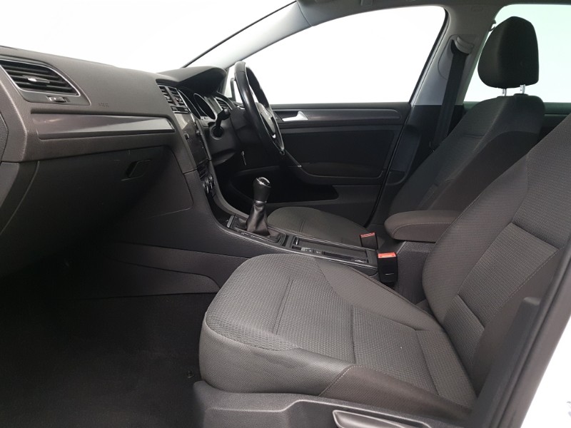 Used Volkswagen Golf 2020 for sale - 76621672: Photo 5