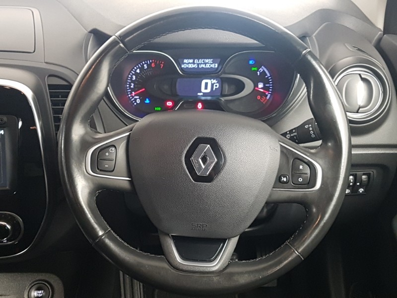 Used Renault Captur 2017 for sale - 77410359: Photo 10