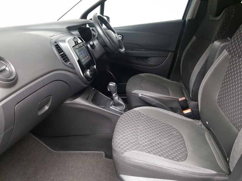 Used Renault Captur 2017 for sale - 77410359: Photo 5