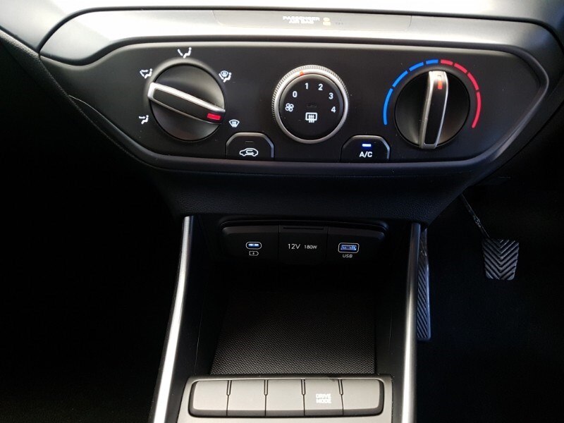 2024 Hyundai i20 1.0T GDi Advance 5dr Hatchback Petrol Manual - Picture 17 of 19
