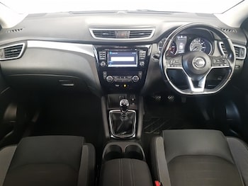 Used Nissan Qashqai 2018 for sale - 75780517: Photo