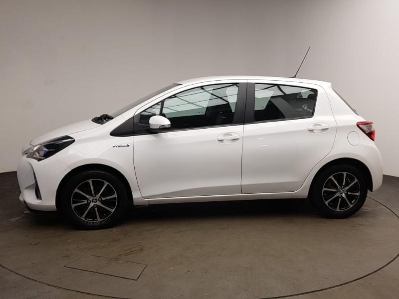 Used Toyota Yaris 2020 for sale - 77689975: Photo 4