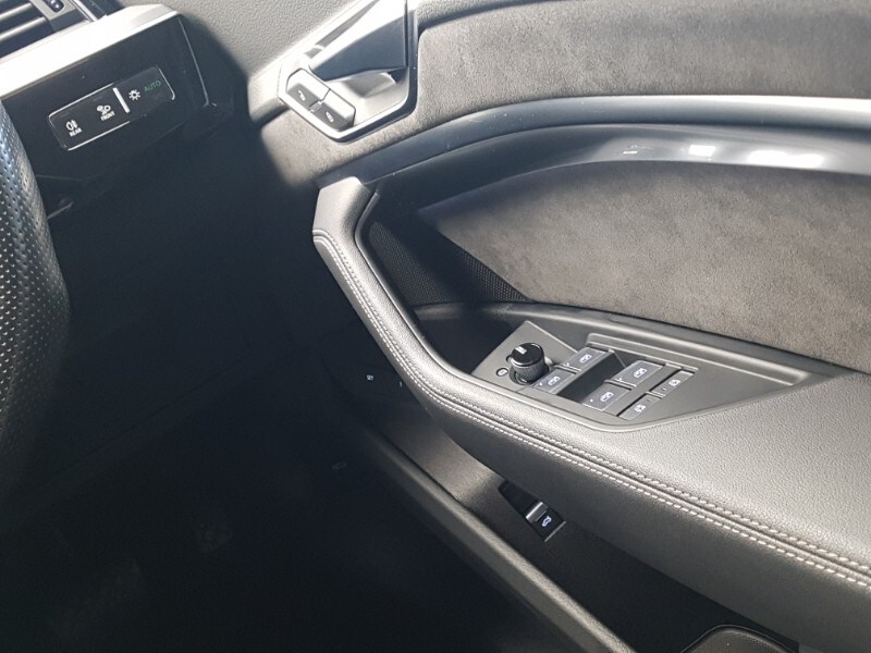 Used Audi e-tron 2021 for sale - 78151307: Photo 17
