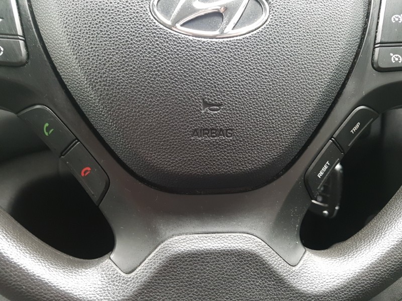 Used Hyundai i10 2017 for sale - 77004401: Photo 16