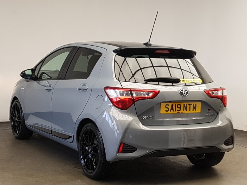 Used Toyota Yaris 2019 for sale - 77329856: Photo 3