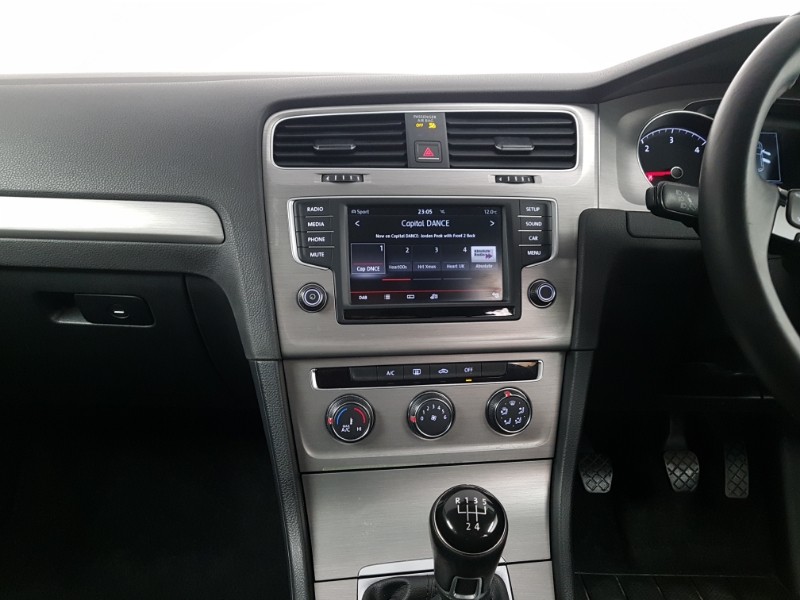 Used Volkswagen Golf 2015 for sale - 77070289: Photo 11