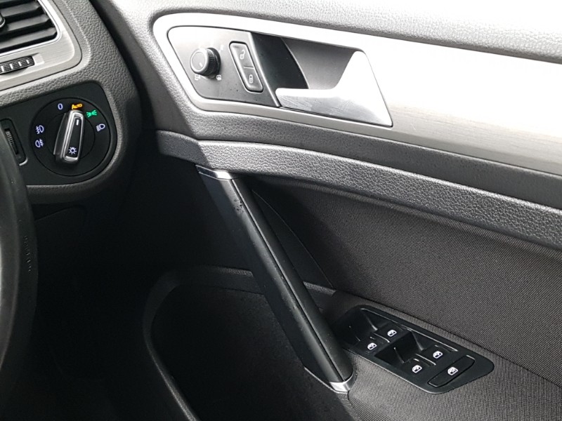 Used Volkswagen Golf 2015 for sale - 77070289: Photo 18