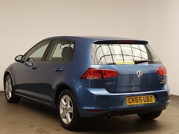 Used Volkswagen Golf 2015 for sale - 77070289: Photo