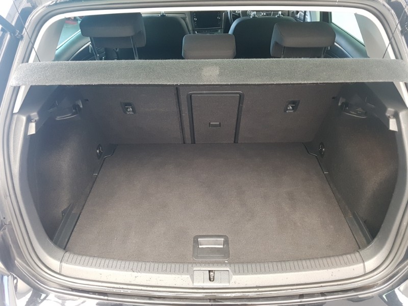 Used Volkswagen Golf 2019 for sale - 77209255: Photo 8